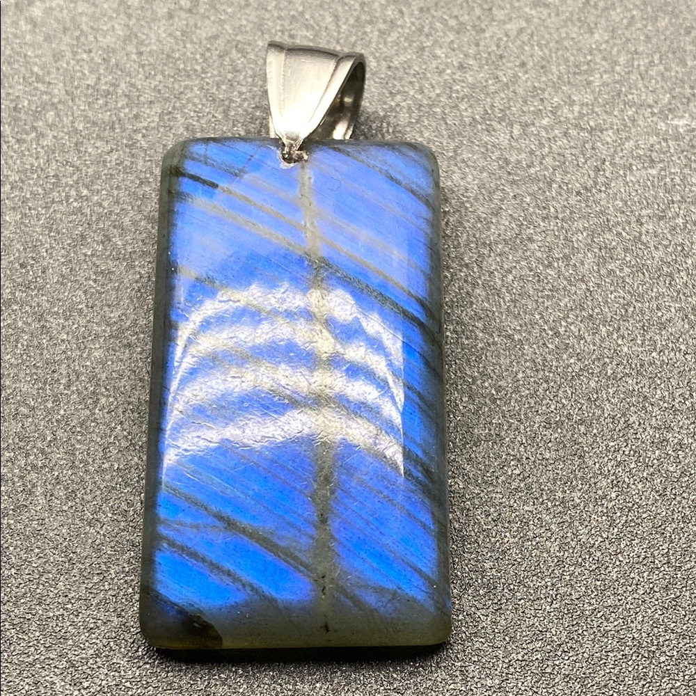 Blue Labradorite Pendant
